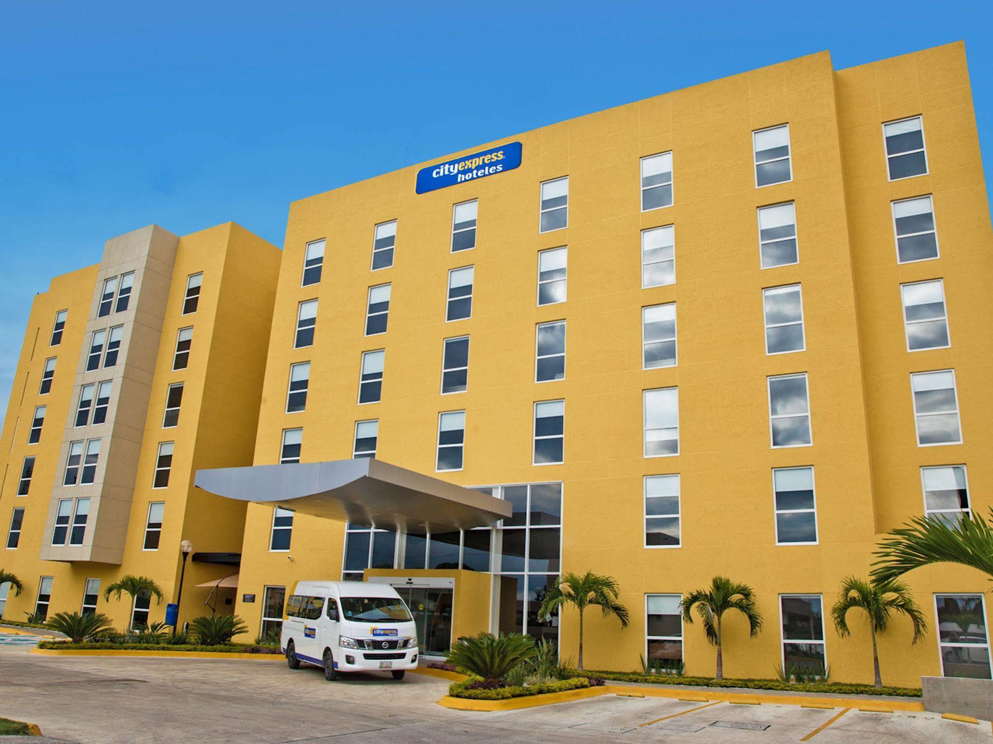 City Express By Marriott Reynosa Aeropuerto Exterior foto